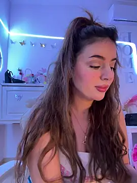 Hot malak online show from May 16, 2026, 9:03 pm
