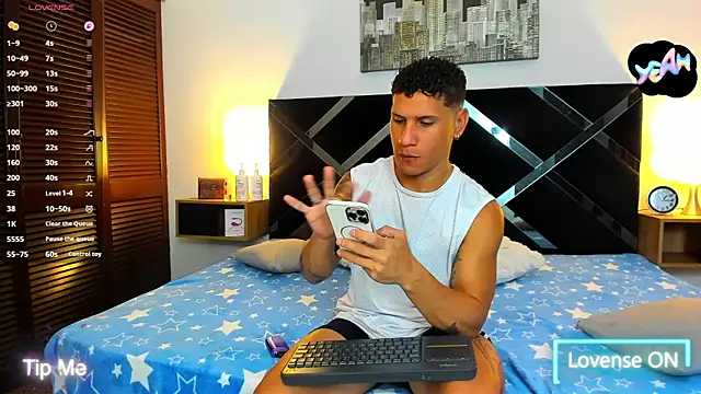 toyboys1 online show from April 14, 2026, 3:44 am