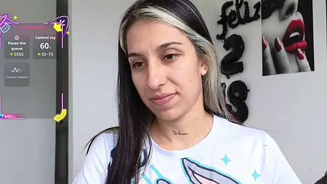 Snapshot of tammyandrade_ chatting on December 2, 2025, 2:08 pm tammyandrade online show from December 2, 2025, 2:08 pm