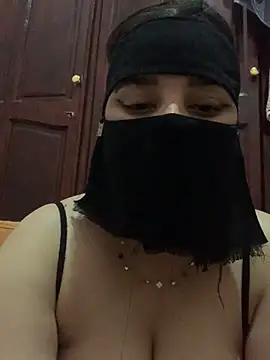 Snapshot of Miss-Soka chatting on December 9, 2024, 6:12 am Miss-Soka online show from December 9, 2024, 6:12 am