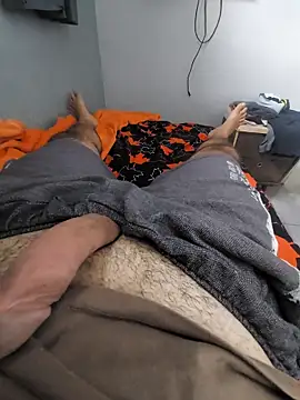 Snapshot of mfreitas005 chatting on November 21, 2025, 3:33 pm mfreitas005 online show from November 21, 2025, 3:33 pm