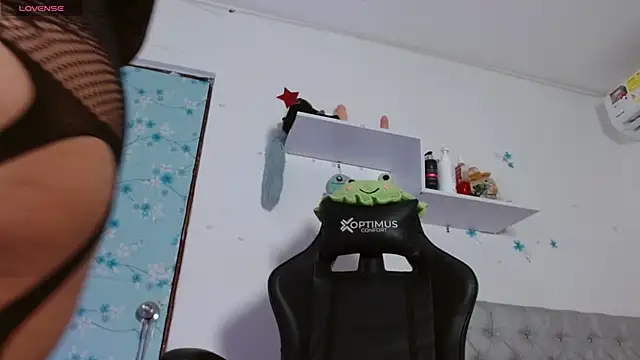 miss valery2 online show from November 18, 2025, 3:10 am