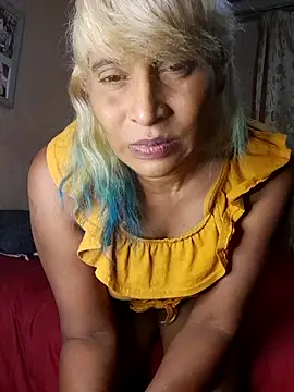 Snapshot of Goodgirlsue_77 chatting on November 13, 2025, 7:29 pm Goodgirlsue 77 online show from November 13, 2025, 7:29 pm