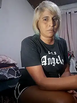 Goodgirlsue 77 online show from February 2, 2026, 5:56 pm