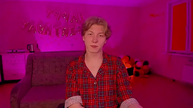 Snapshot of TheMikeSever chatting on March 9, 2025, 11:46 pm TheMikeSever online show from March 9, 2025, 11:46 pm