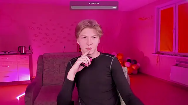 Snapshot of TheMikeSever chatting on February 12, 2025, 7:02 pm TheMikeSever online show from February 12, 2025, 7:02 pm