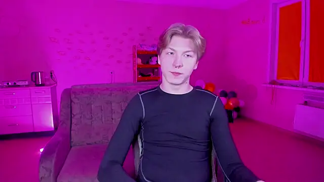 Snapshot of TheMikeSever chatting on February 7, 2025, 7:59 pm TheMikeSever online show from February 7, 2025, 7:59 pm