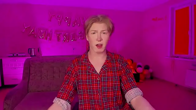 Snapshot of TheMikeSever chatting on March 4, 2025, 5:34 pm TheMikeSever online show from March 4, 2025, 5:34 pm