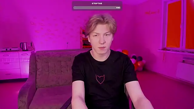 Snapshot of TheMikeSever chatting on February 13, 2025, 5:54 pm TheMikeSever online show from February 13, 2025, 5:54 pm