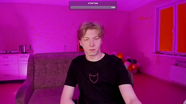 Snapshot of TheMikeSever chatting on February 13, 2025, 8:55 pm TheMikeSever online show from February 13, 2025, 8:55 pm