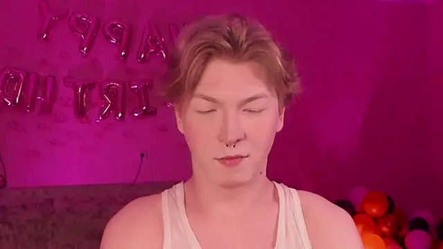 Snapshot of TheMikeSever chatting on February 20, 2025, 5:20 pm TheMikeSever online show from February 20, 2025, 5:20 pm