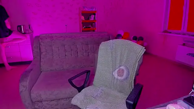 Snapshot of TheMikeSever chatting on February 5, 2025, 8:04 pm TheMikeSever online show from February 5, 2025, 8:04 pm