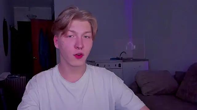 Snapshot of TheMikeSever chatting on November 19, 2025, 6:52 pm TheMikeSever online show from November 19, 2025, 6:52 pm