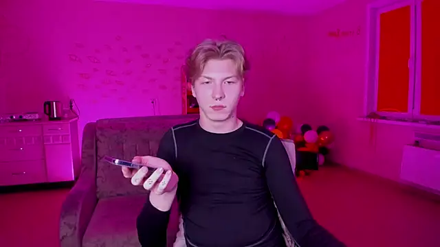 Snapshot of TheMikeSever chatting on February 3, 2025, 10:54 pm TheMikeSever online show from February 3, 2025, 10:54 pm