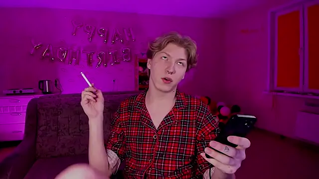 Snapshot of TheMikeSever chatting on March 8, 2025, 7:31 pm TheMikeSever online show from March 8, 2025, 7:31 pm