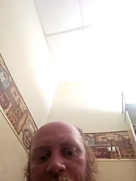 whitecock6949 online show from April 16, 2026, 5:52 am