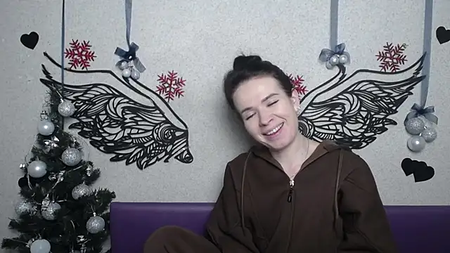 Snapshot of JasmineKouch chatting on December 13, 2025, 8:04 pm JasmineKouch online show from December 13, 2025, 8:04 pm