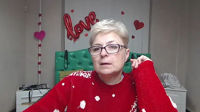 Snapshot of EmiliaGree chatting on January 31, 2026, 8:07 pm EmiliaGree online show from January 31, 2026, 8:07 pm