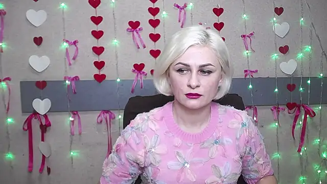 Snapshot of OliviaHorst chatting on February 22, 2025, 6:39 am OliviaHorst online show from February 22, 2025, 6:39 am