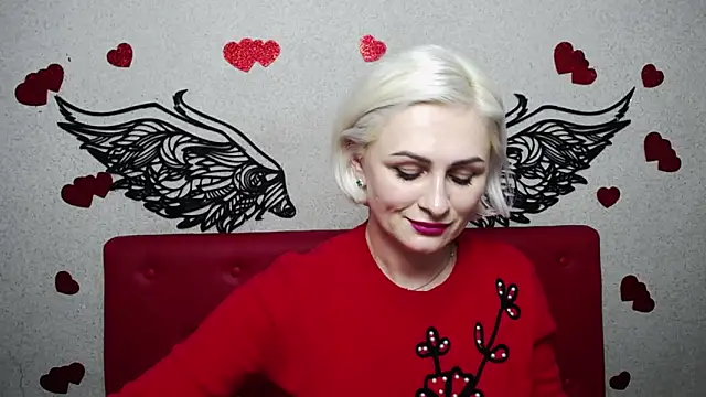 Snapshot of OliviaHorst chatting on February 13, 2025, 12:32 pm OliviaHorst online show from February 13, 2025, 12:32 pm