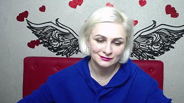 Snapshot of OliviaHorst chatting on March 8, 2025, 12:41 pm OliviaHorst online show from March 8, 2025, 12:41 pm