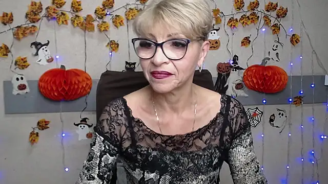 Snapshot of EllaBonito chatting on November 9, 2025, 6:17 am EllaBonito online show from November 9, 2025, 6:17 am