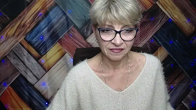Snapshot of EllaBonito chatting on October 3, 2025, 5:31 am EllaBonito online show from October 3, 2025, 5:31 am