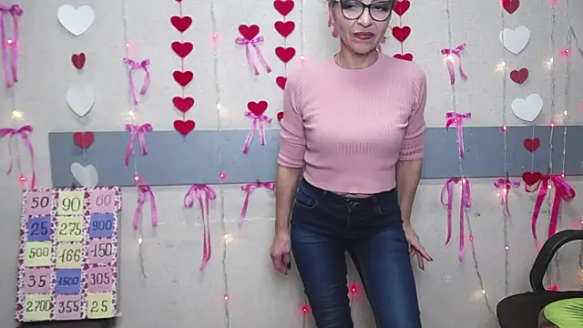 Snapshot of EllaBonito chatting on February 24, 2025, 3:53 pm EllaBonito online show from February 24, 2025, 3:53 pm