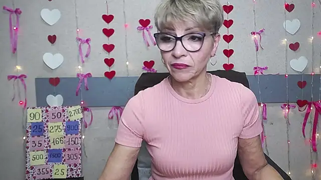 Snapshot of EllaBonito chatting on February 13, 2025, 6:30 am EllaBonito online show from February 13, 2025, 6:30 am
