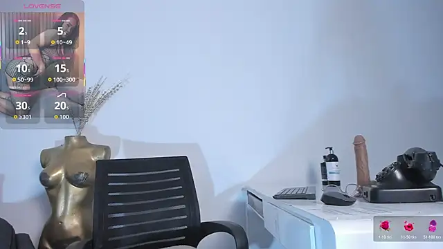 Snapshot of celestelewis chatting on November 14, 2025, 7:39 pm celestelewis online show from November 14, 2025, 7:39 pm