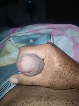 Snapshot of taylorWiiz chatting on December 15, 2025, 4:18 am taylorWiiz online show from December 15, 2025, 4:18 am