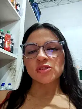 Linda Lars online show from March 6, 2026, 2:28 am