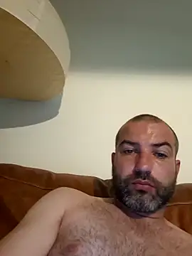 Snapshot of Akkie87 chatting on May 25, 2026, 7:12 pm Akkie87 online show from May 25, 2026, 7:12 pm