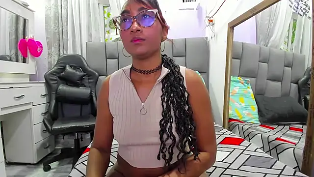 Snapshot of MurphyAngelina chatting on November 25, 2025, 3:29 am MurphyAngelina online show from November 25, 2025, 3:29 am