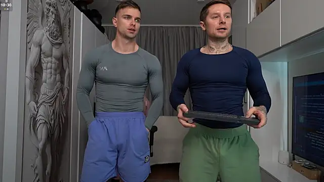 Nik Sharp online show from April 15, 2026, 8:53 am