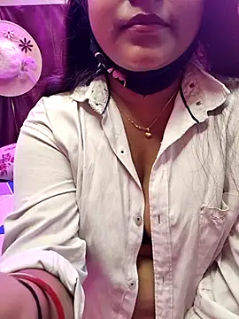 Snapshot of nisha_baby2 chatting on April 26, 2026, 10:12 am nisha baby2 online show from April 26, 2026, 10:12 am