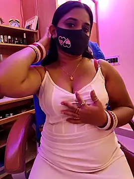 Snapshot of nisha_baby2 chatting on October 8, 2025, 7:32 am nisha baby2 online show from October 8, 2025, 7:32 am