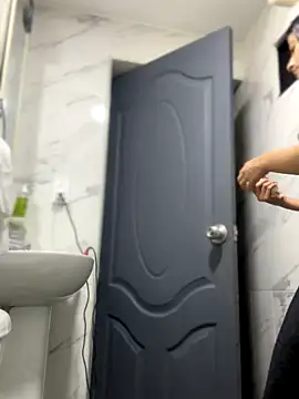 Arilw online show from October 29, 2025, 12:04 pm