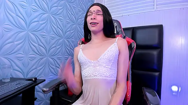 Milk max 18 online show from October 28, 2025, 10:31 pm