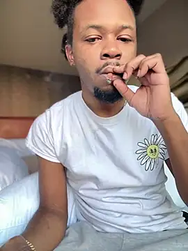 Snapshot of MobyDxck chatting on January 3, 2025, 2:08 pm MobyDxck online show from January 3, 2025, 2:08 pm