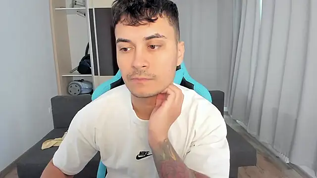 MatMalonne online show from November 13, 2025, 7:12 am