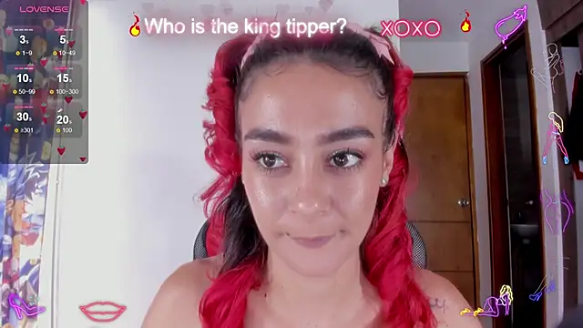 serafelle online show from December 1, 2024, 9:42 pm