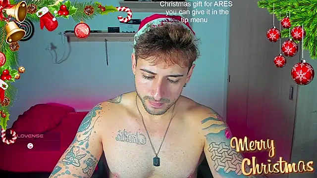 Snapshot of Ares_blue chatting on December 4, 2025, 1:10 pm Ares blue online show from December 4, 2025, 1:10 pm