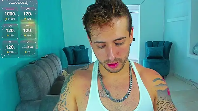 Snapshot of Ares_blue chatting on November 14, 2025, 1:15 pm Ares blue online show from November 14, 2025, 1:15 pm