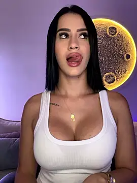 SarahhSmitth1 online show from January 15, 2026, 12:36 am