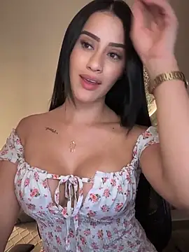 Snapshot of SarahhSmitth1 chatting on November 27, 2025, 5:08 am SarahhSmitth1 online show from November 27, 2025, 5:08 am