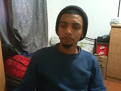 Snapshot of 29YOURZ_28_ chatting on October 28, 2025, 9:52 am 29YOURZ 28 online show from October 28, 2025, 9:52 am