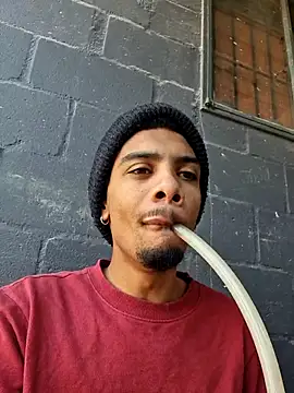 Snapshot of 29YOURZ_28_ chatting on October 24, 2025, 9:30 am 29YOURZ 28 online show from October 24, 2025, 9:30 am