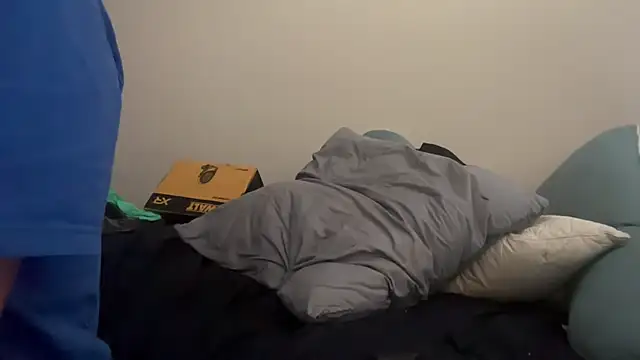 Snapshot of nakud4u chatting on December 18, 2025, 3:44 am nakud4u online show from December 18, 2025, 3:44 am