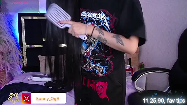 Snapshot of Bunny_O chatting on November 13, 2025, 9:30 pm Bunny O online show from November 13, 2025, 9:30 pm